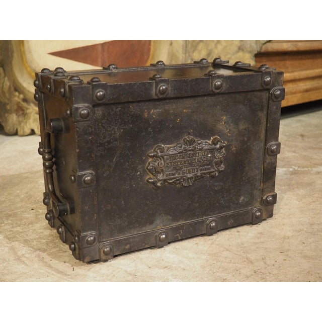 Late 19th Century Heavy Antique Bauche Cast Iron Safe From Northeastern France, Circa 1870 For Sale - Image 5 of 16