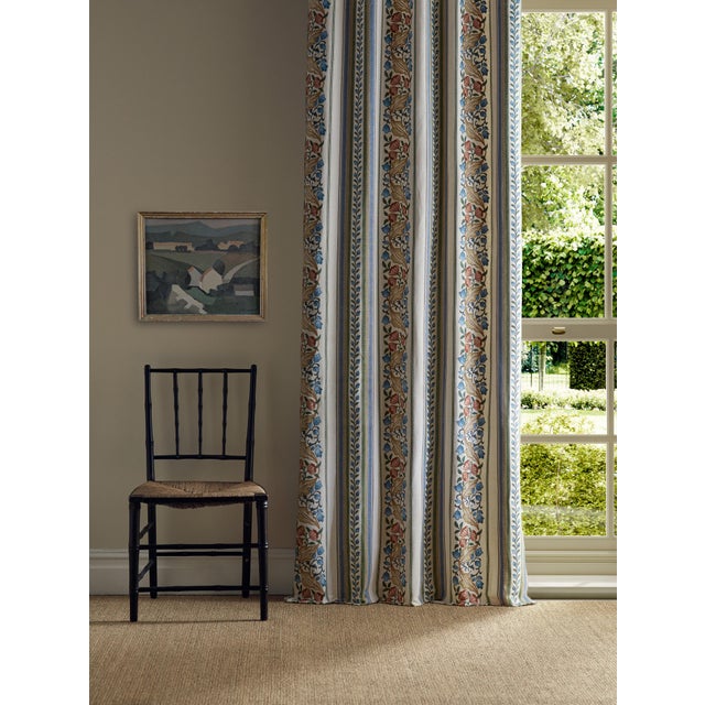 Celebrating the beauty of the original document which had a typical Morris visual narrative this horizontal border has...