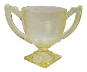 1930s Indiana Horseshoe Yellow Footed Open Sugar