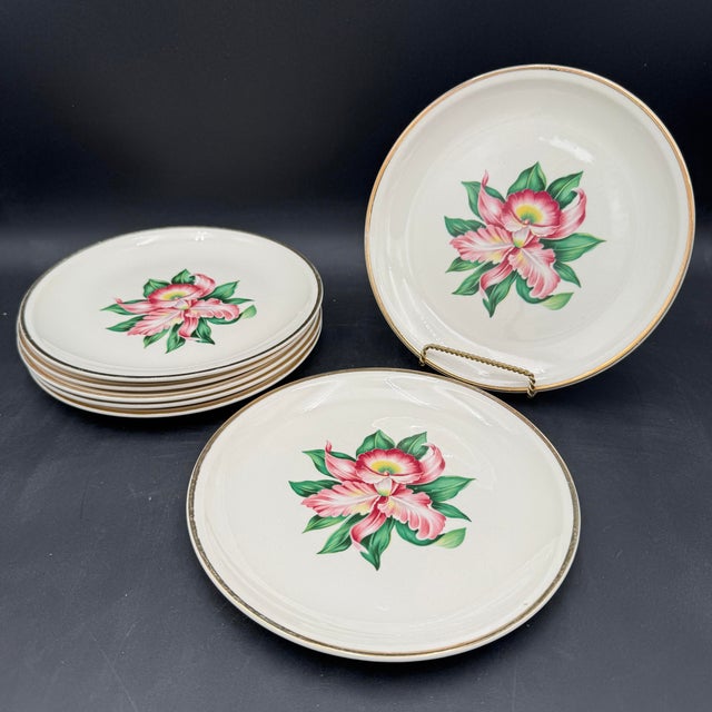 1940s Vintage Modern Orchid by Paden City Pottery 22k Gold Rim 36 Pcs For Sale - Image 5 of 12