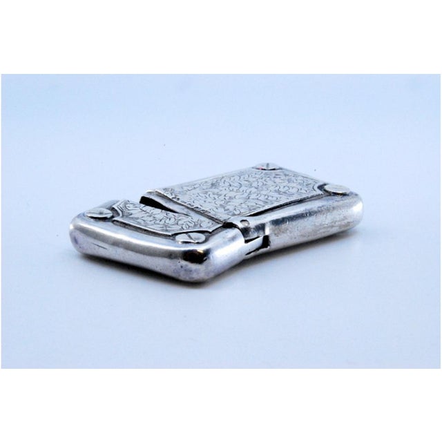 Silver Matchbox with Engraved Plant Motifs and Hinged Lid For Sale - Image 3 of 10