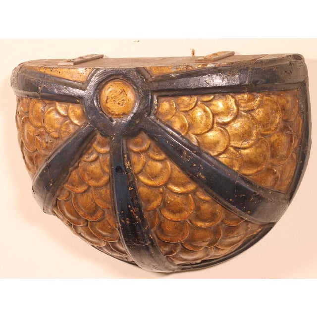 Elegant carved and gilded wood from the 17th century - Spain Very beautiful patina and in very good condition Can serve...