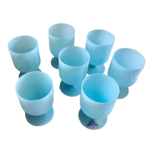 1930s Pretty set of 7 Morgantown Turquoise blue opaline water or wine glasses // Lead crystal // french blue glasses // original label For Sale