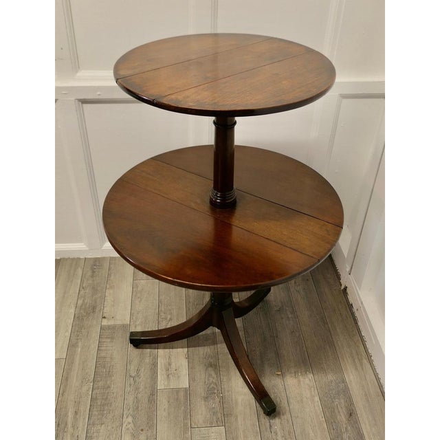 Victorian Walnut Gueridon Cake Stand, 1890s For Sale - Image 3 of 9