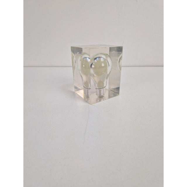 French Pop Art Ampoule Light Bulb in Acrylic Glass by Pierre Giraudon, 1970s For Sale - Image 4 of 6