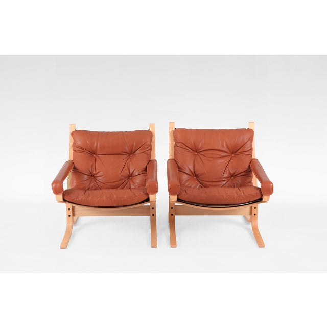 Vintage Siesta Chairs in Cognac Leather and Plywood by Ingmar Relling for Westnofa, 1960s, Set of 2 For Sale - Image 3 of 5