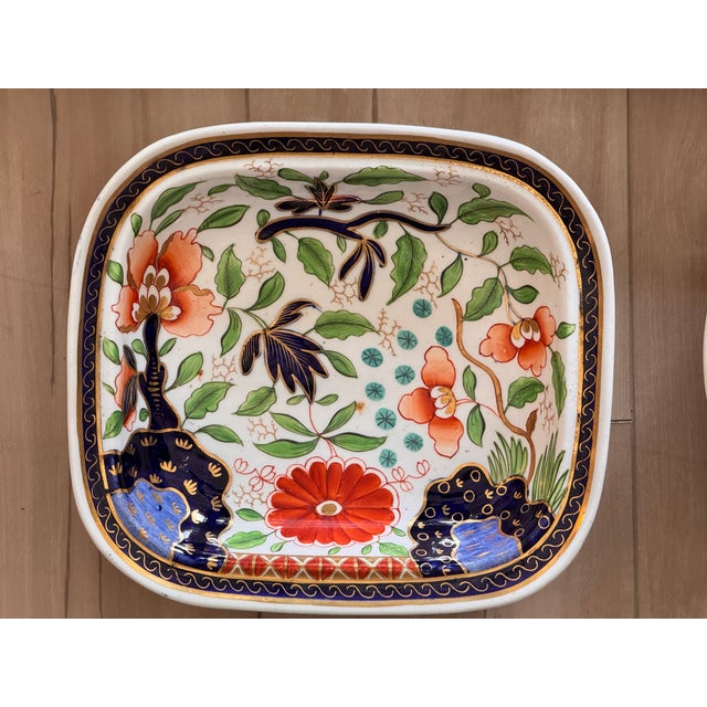 Early 19th Century English Spode Goudy Dutch China Serving Set For Sale - Image 6 of 17