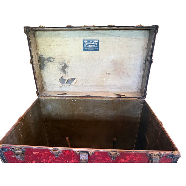 Early 20th Century Pendleton Trunk For Sale - Image 6 of 9