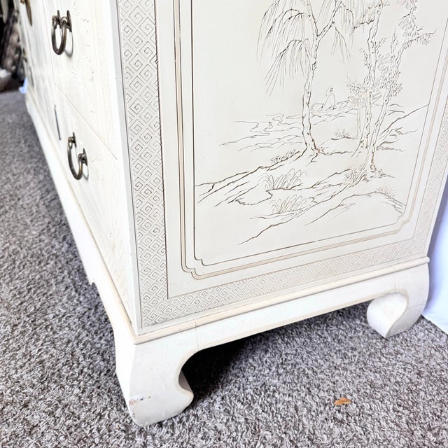 Vintage Ming Style Connoisseur Dresses With Folding Mirror by Drexel Heritage For Sale - Image 12 of 12