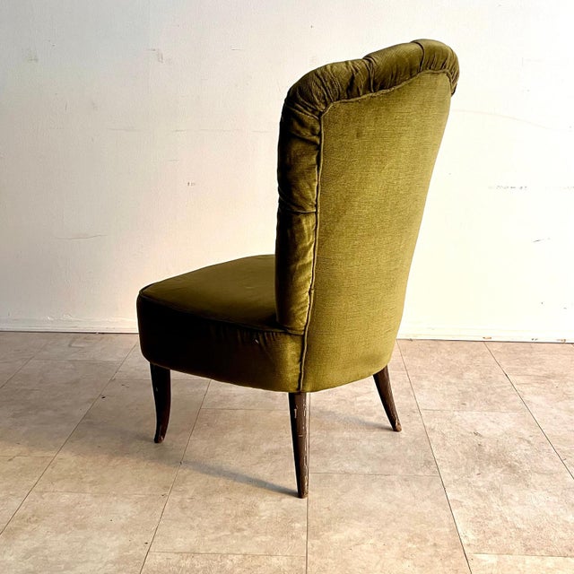 Mid-Century Modern Vintage Italian Bedroom Chairs in Green Velvet, 1960s, Set of 2 For Sale - Image 3 of 11