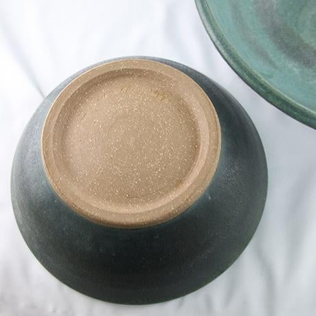 Green Earthenware Mixing Bowls- Set of 4 For Sale - Image 9 of 12