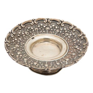 High Foot Ring in Circular Silver For Sale