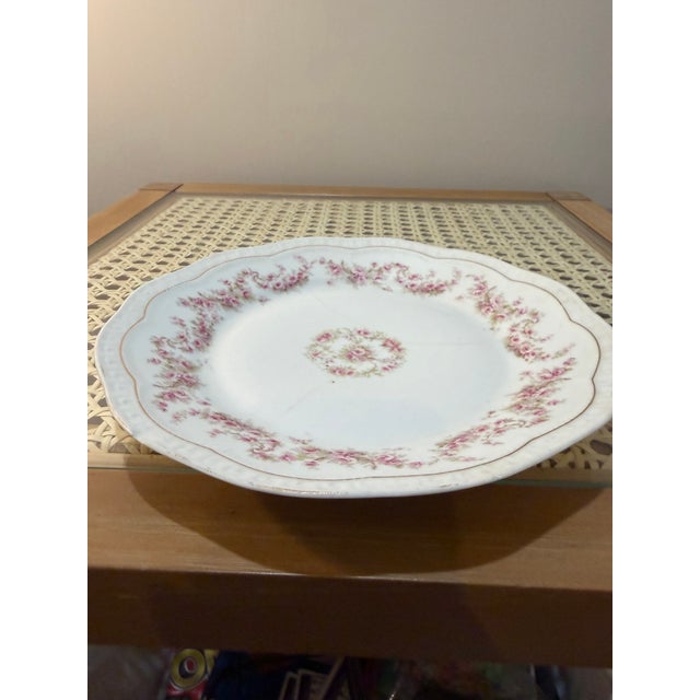 Early 20th Century z.s. & Co. Bavaria 'Orleans' Pattern Porcelain Plate Set With Dinner and Bread Plates For Sale In Kansas City - Image 6 of 8