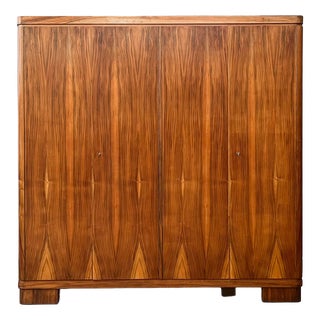 Mid-Century Modern Wardrobe in Walnut, 1960s For Sale