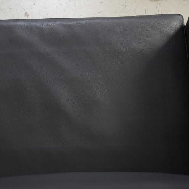 Gray CH103 Two-Seater Sofa in Grey Leather by Hans Wegner, 2000s For Sale - Image 8 of 18