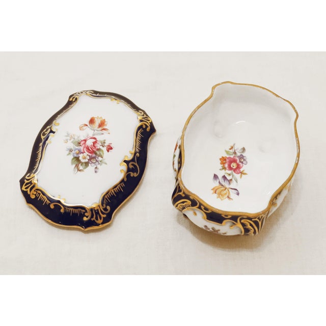 1950s Porcelain Lidded Box from Ilmenau, 1950s For Sale - Image 5 of 7