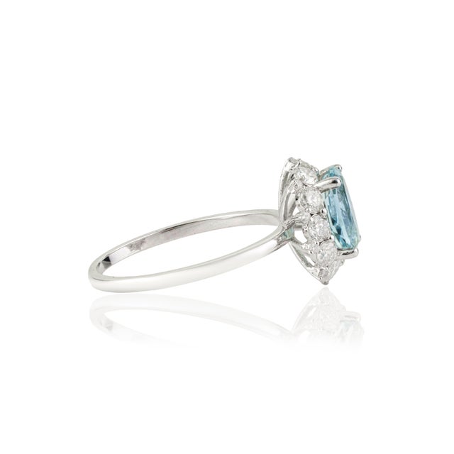 Metal 1.38ct Aquamarine & Diamond Vintage Statement Ring in 14k White Gold Size 5 For Sale - Image 7 of 15