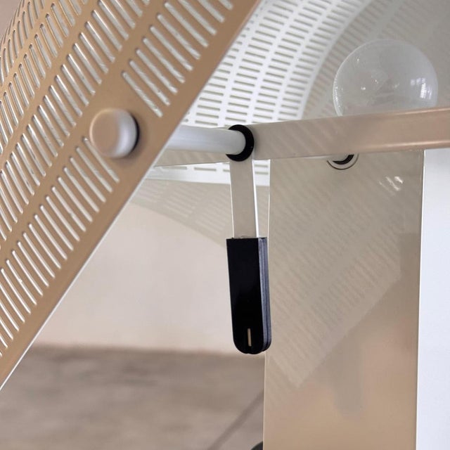 Shogun Table Lamp attributed to Mario Botta for Artemide, Italy, 1986 For Sale - Image 12 of 15