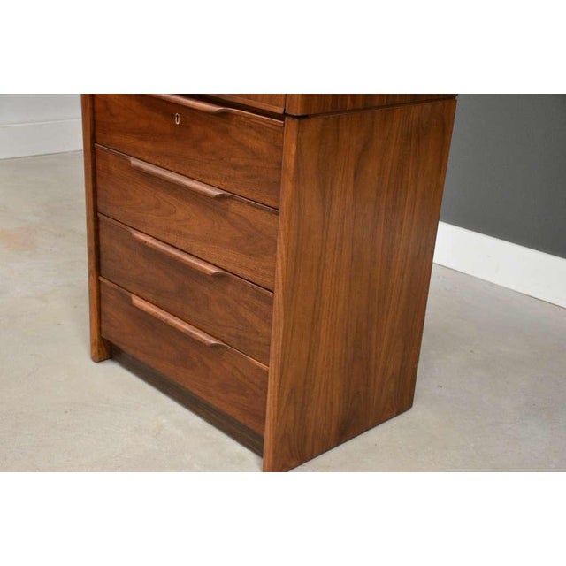 1960s Walnut Tall Armoire Dresser by Barzilay For Sale - Image 9 of 14