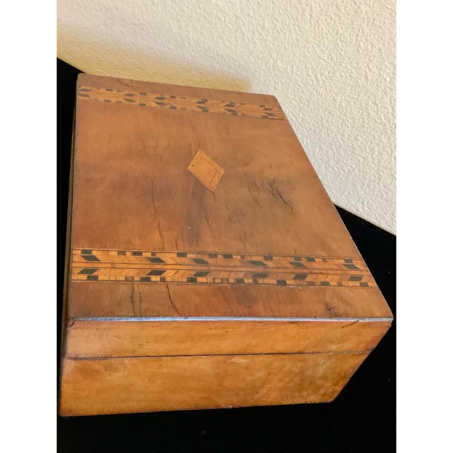 Late 19th Century 19th Century Inlaid Walnut Tunbridge Box For Sale - Image 5 of 12