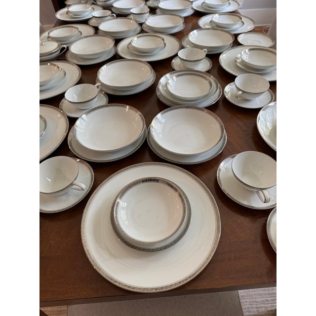 1950’s Traditional Noritake White Bone China Set - 90 pcs For Sale In San Antonio - Image 6 of 8