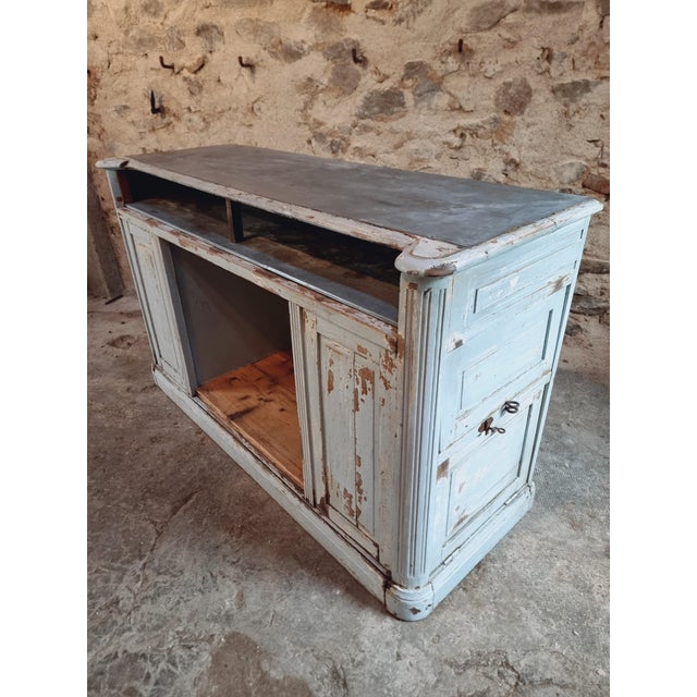 French Shop Counter in Oak and Zinc, 1900s For Sale - Image 9 of 18