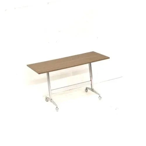 Vintage serving trolley / TV cabinet / side table from the 70s. Dimensions: Width: 93.5 cm Depth: 47.3 cm Height: 52 cm...