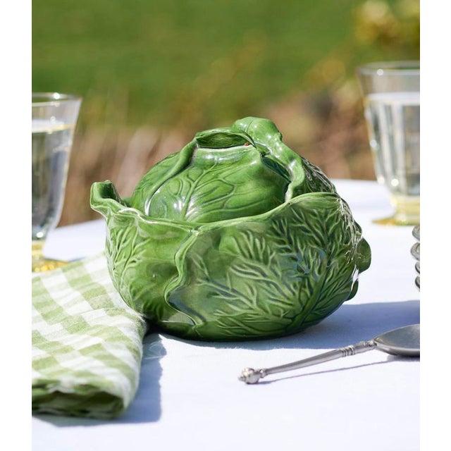 Green Small Cabbage Design Ceramic Covered Green Serving Dish in Excellent Condition For Sale - Image 8 of 8