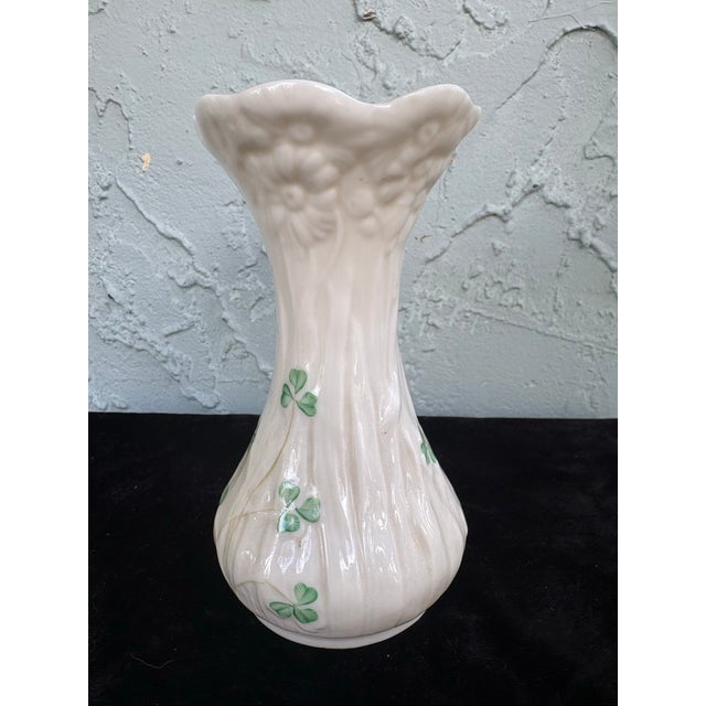 Belleek Pottery Ltd. Vintage Belleek Ireland Shamrock Porcelain Bud Vase With Textured Flared Rim For Sale - Image 4 of 9