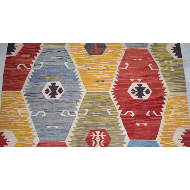 Vintage Handwoven Turkish Rug Oversized Oushak Kilim Rug for Living Room - 9′11″ X 12′2″ For Sale - Image 12 of 14