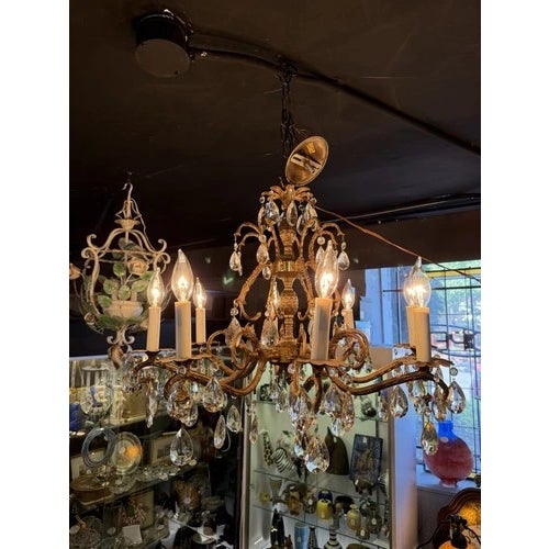 1980s Vintage Brass & Crystal Eight Light French Style Chandelier Pineapple Motif For Sale - Image 5 of 12