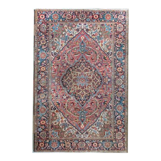 Early 20th Century Persian Heriz Rug For Sale