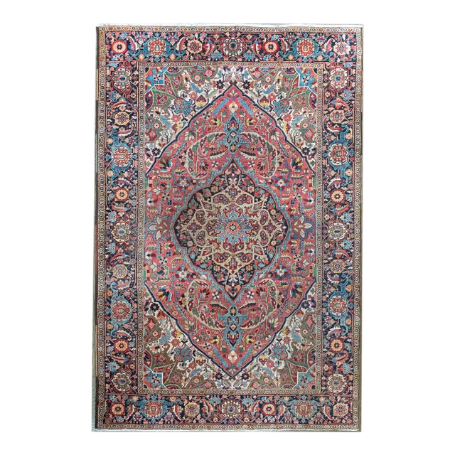 Early 20th Century Persian Heriz Rug For Sale