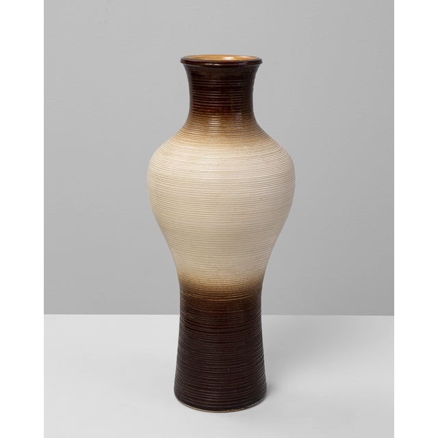 20th Century German Ceramic Vase For Sale - Image 16 of 18