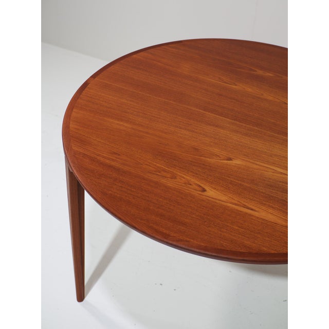 Round Extendable Dining Table in Teak by Henry Rosengren Hansen for Brande Møbelindustri, Denmark, 1960s For Sale - Image 15 of 18