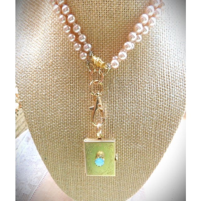 Vintage Four Photo Etched Locket, Pink Pearl Chain, Faceted Pacific Opal Stone, Lobster Claw For Sale In New York - Image 6 of 12