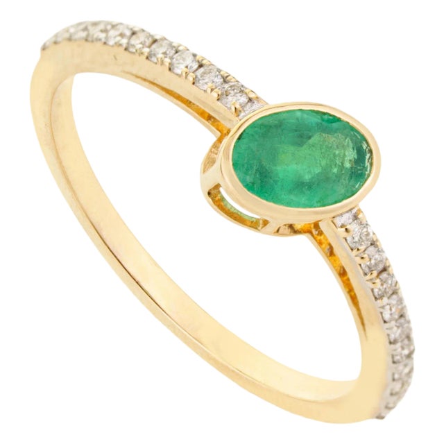 Bezel Set Emerald & Diamond East-West Ring in 14k Yellow Gold Size 6 For Sale