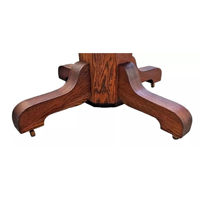 1910s Antique 1910s Mission Quarter Sawn Tiger Oak Round Coffee Table, Arts & Crafts For Sale - Image 5 of 12