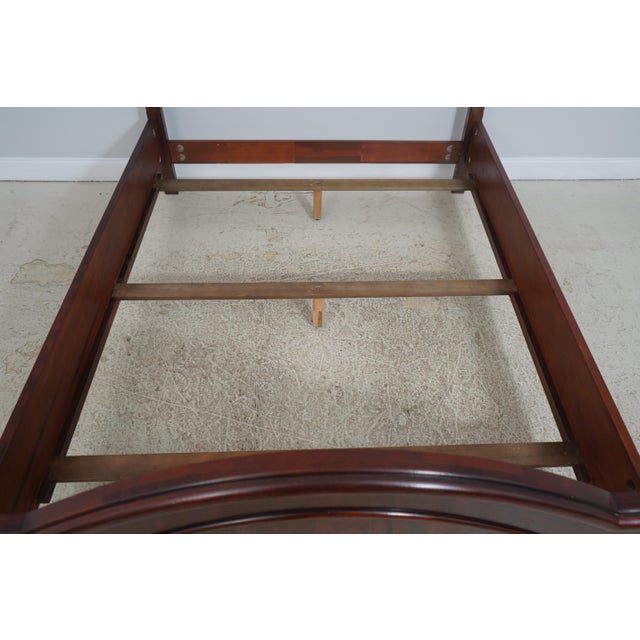 Henredon Queen Size Victorian Mahogany Bed For Sale In Philadelphia - Image 6 of 17