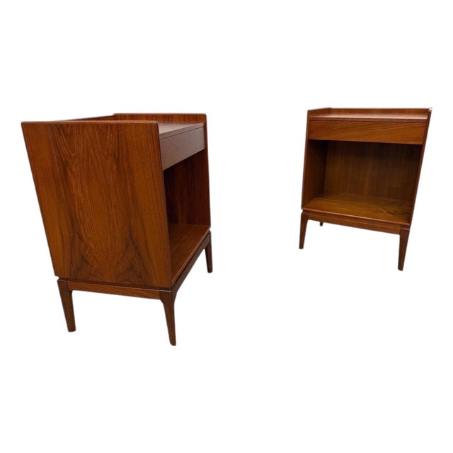 Mid-Century Danish Modern Søborg Møbelfabrik Teak Nightstands - Set of 2 For Sale