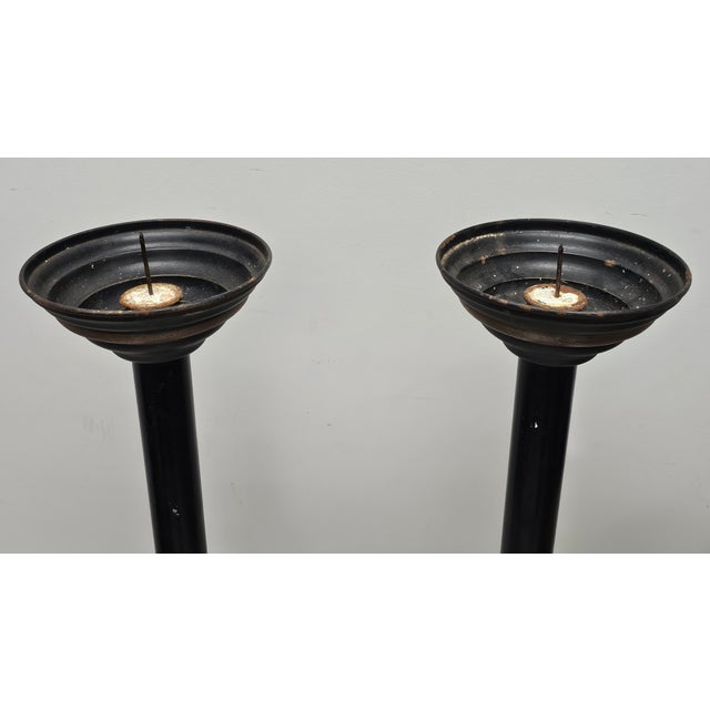 Early 20th Century Pair of Early 20th Century Patinated Iron and Ebonized Metal Prickets Candleholders Torcheres For Sale - Image 5 of 7