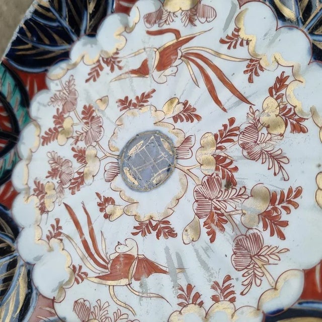 Imari Plates with Bird Decorations and Foliage, 1890s, Set of 3 For Sale - Image 6 of 12