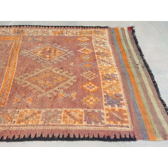Textile Vintage Moroccan Berber Rug by Weaver Tribes, Hand-Knotted Wool, 1940 For Sale - Image 7 of 18