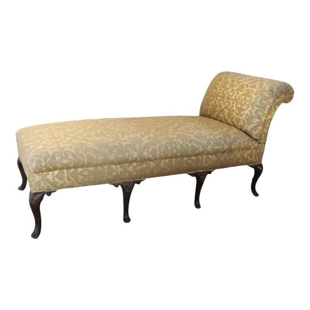 English Cabriole Leg Chaise For Sale