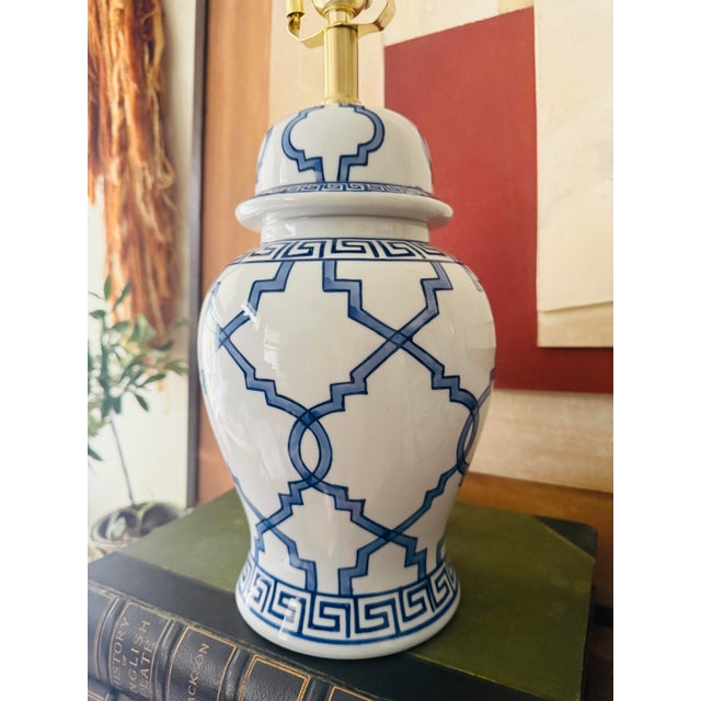 Blue Chinoiserie Blue and White Ginger Jar Table Lamps | Coastal Decor - Pair of Two (2) For Sale - Image 8 of 12