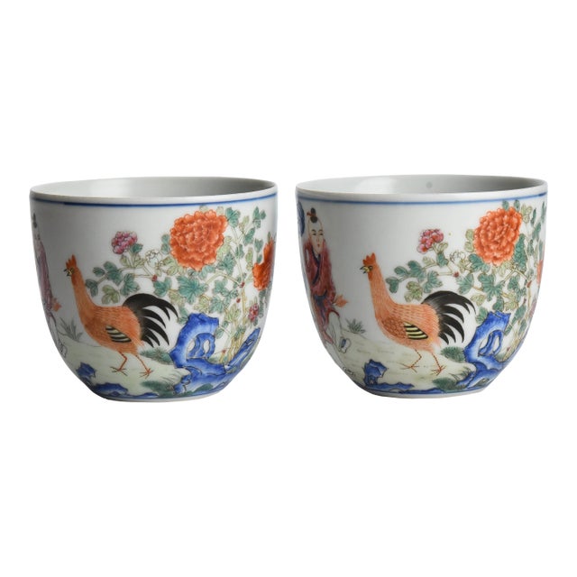 Early 20th Century Chinese Porcelain Famille Rose Chicken Cups Qianlong Fanggu Mark - a Pair For Sale
