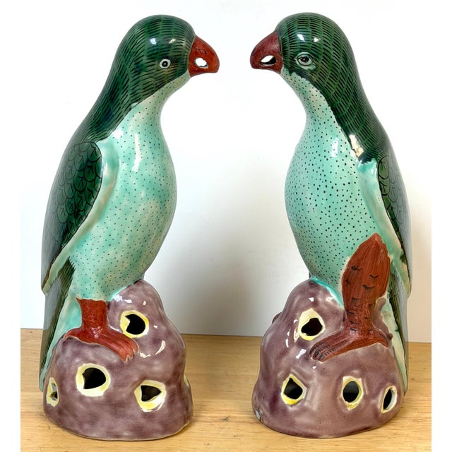 Pair 20th Century Chinese Export Famille Verte Porcelain Parrots, Kangxi Style For Sale - Image 4 of 18