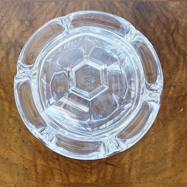 Mid 20th Century Vintage Baccarat Crystal Lidded Candy Dish Jar in Hexagonal Shape For Sale - Image 5 of 8