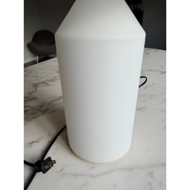 White Oluce Atollo Medium Glass Table Lamp by Vico Magistretti For Sale - Image 8 of 9