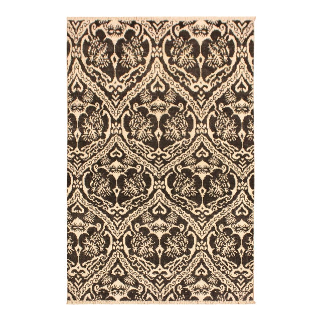 1990s Shabby Chic Modern Charcoal/Ivory Wool & Viscose Rug - 4'3 X 6'2 For Sale